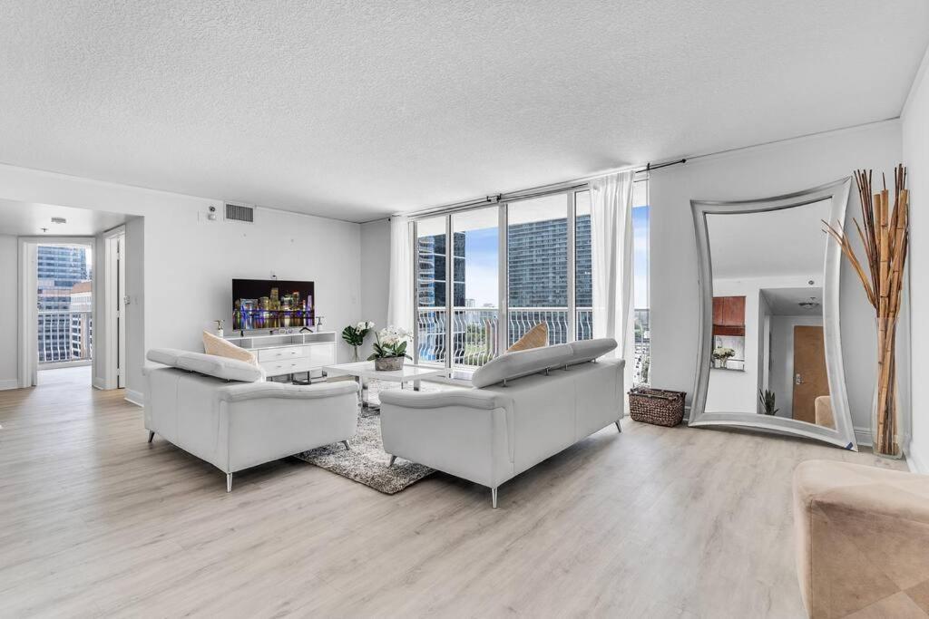 Ferienwohnung Modern 2/2 With Beautiful Ocean And Brickell Views Miami Exterior foto